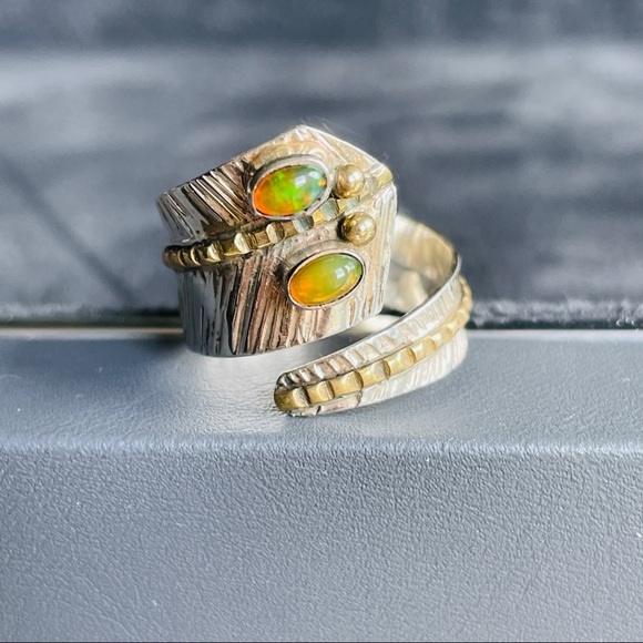 🤍 Stunning Moonstone & Opal Silver Rings 🤍 - Picture 5 of 17